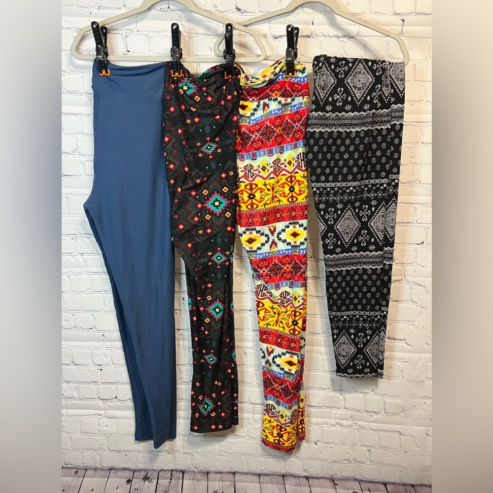 LuLaRoe Tall & Curvy Leggings